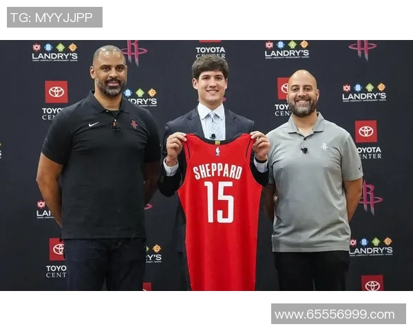 爵士队与火箭队首节对决精彩回顾与战术分析