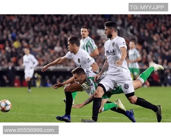 西甲激战莱加内主场迎战马洛卡双方争夺宝贵积分的精彩对决 西甲激战莱加内主场迎战马洛卡双方争夺宝贵积分的精彩对决