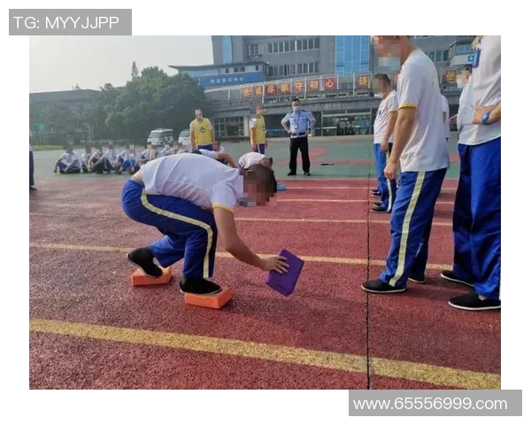 库里体重揭秘：如何保持巅峰状态与运动表现的完美平衡